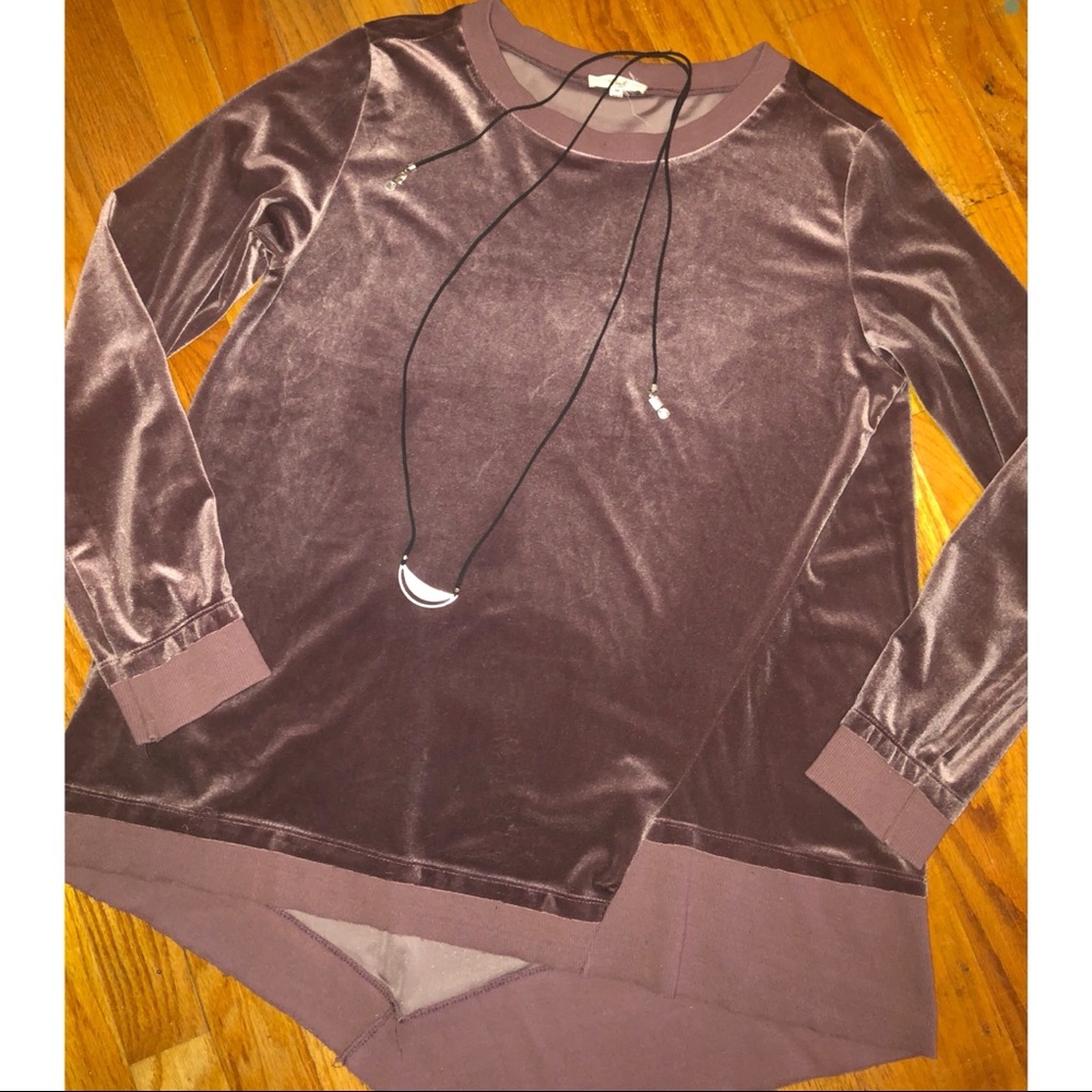 Velvet boutique top by Easel